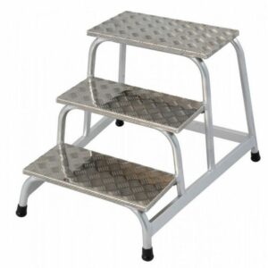 Escalonera de aluminio con dos escalones y plataforma superior de 520x305 mm para resonancia magnetica, peldaños de 40 mm con placas estriadas