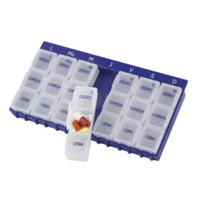 Pastillero semanal azul con 7 dispensadores extraíbles para 3 tomas diarias, incluye serigrafía y sistema de braille para identificación táctil