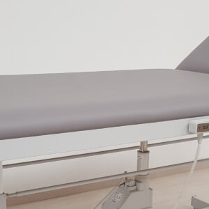 Camilla de exploración bariátrica AGA eléctrica (300 kg) H-XXL 1080/E