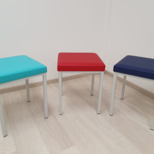 Taburete de exploración AGA (sillín ergonómico y cuadrado)