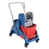 Carro de limpieza básico GIMA con 2 cubos de 25 l (azul y rojo), escurridor y 4 ruedas giratorias Ø 80 mm con sistema antigolpes | Ref. 45950 (SKU GM45950)