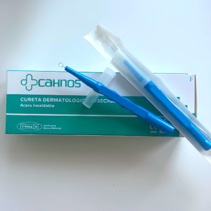 Cureta dermatologica desechable de 4mm con hoja de acero inoxidable y mango ergonomico