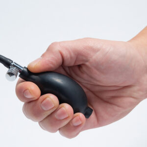 Esfigmomanómetro Aneroide YTON de GIMA – Tensiómetro Manual con Manguito de Una Pieza, Manómetro con Clip y Escala 0-300 mmHg (Ref. GM32692)