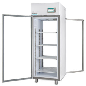 Frigorífico con puerta de vidrio Fiocchetti MEDIKA 700 PT