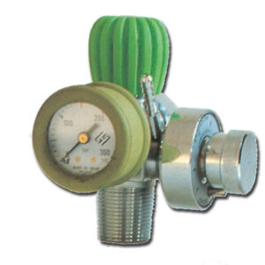 INTEGRATED REDUCER with valve