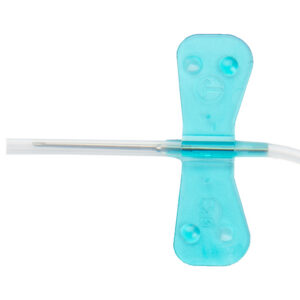 Mariposa de perfusión Terumo Surflo™ 23G (0,6 x 19 mm) con alas azules, estéril – Ref. SV*23NL30 | Caja de 50 uds.