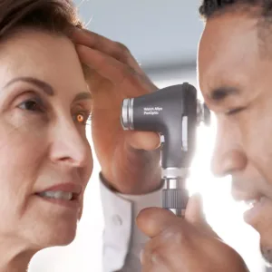 Oftalmoscopio Welch Allyn Panoptic Plus