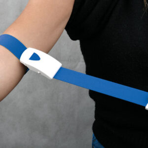 Torniquete elástico QUICK de liberación rápida – GIMA, color azul, 45 x 2,5 cm, uso con una mano (Ref. 25748)